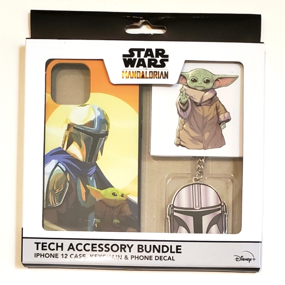 Disney Star Wars The Mandalorian Baby Yoda Tech Accessory Bundle for IPhone 12